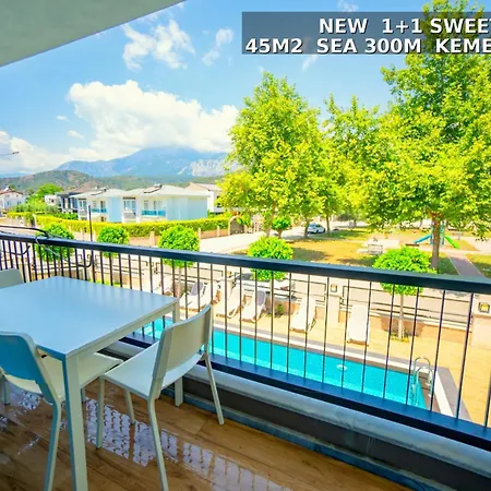 Apartahotel Sweet 4*