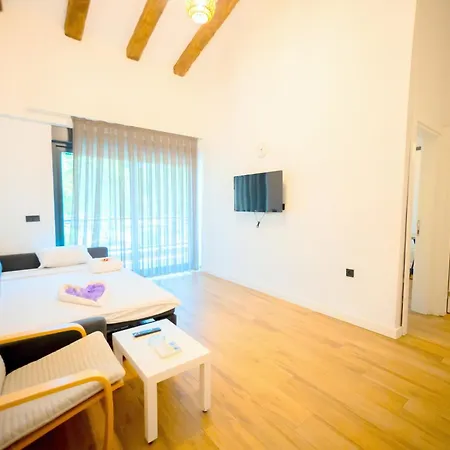 Sweet Aparthotel